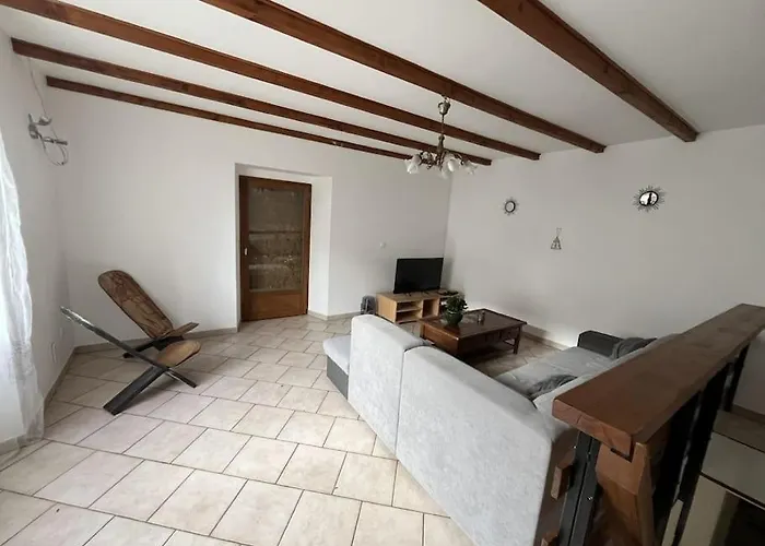 Maison Proche De La Campagne Au Calme 7-8 Personnes