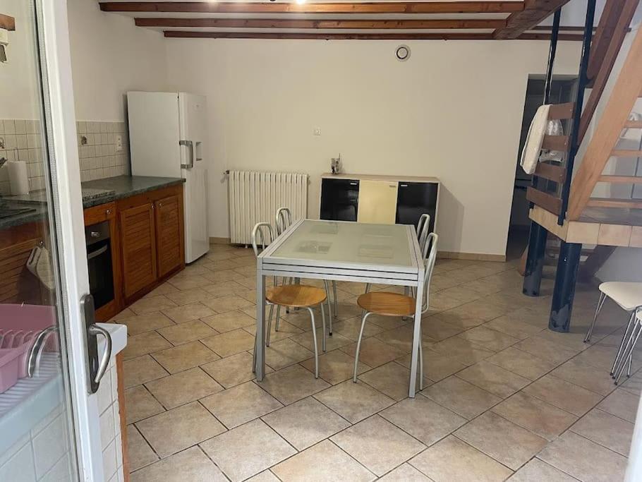 Hébergement de vacances Maison Proche De La Campagne Au Calme 7-8 Personnes Cambon